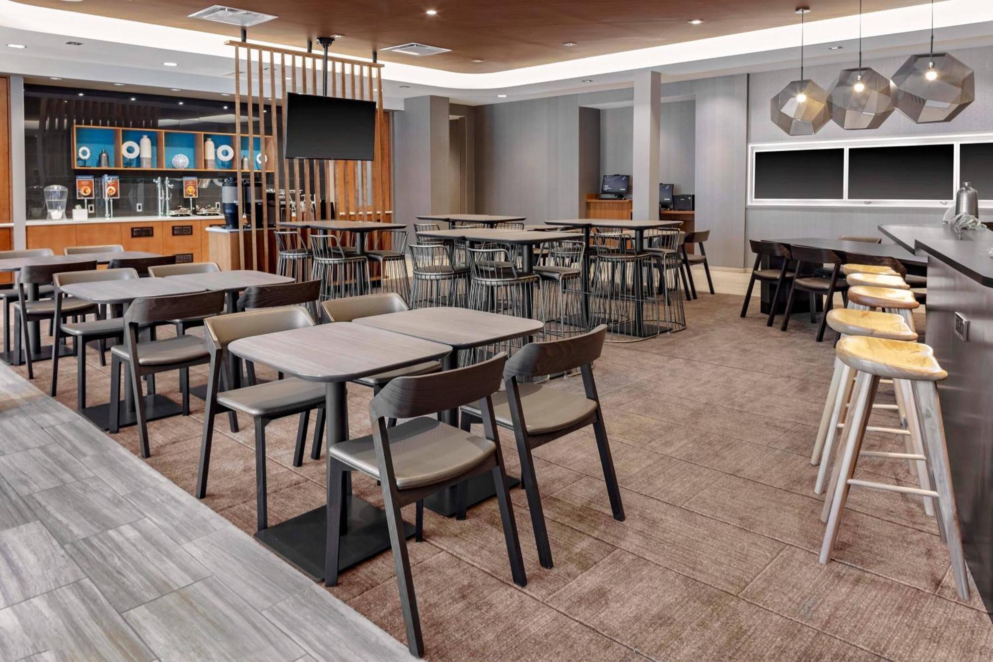 Springhill Suites By Marriott Kansas City Plaza Exterior foto